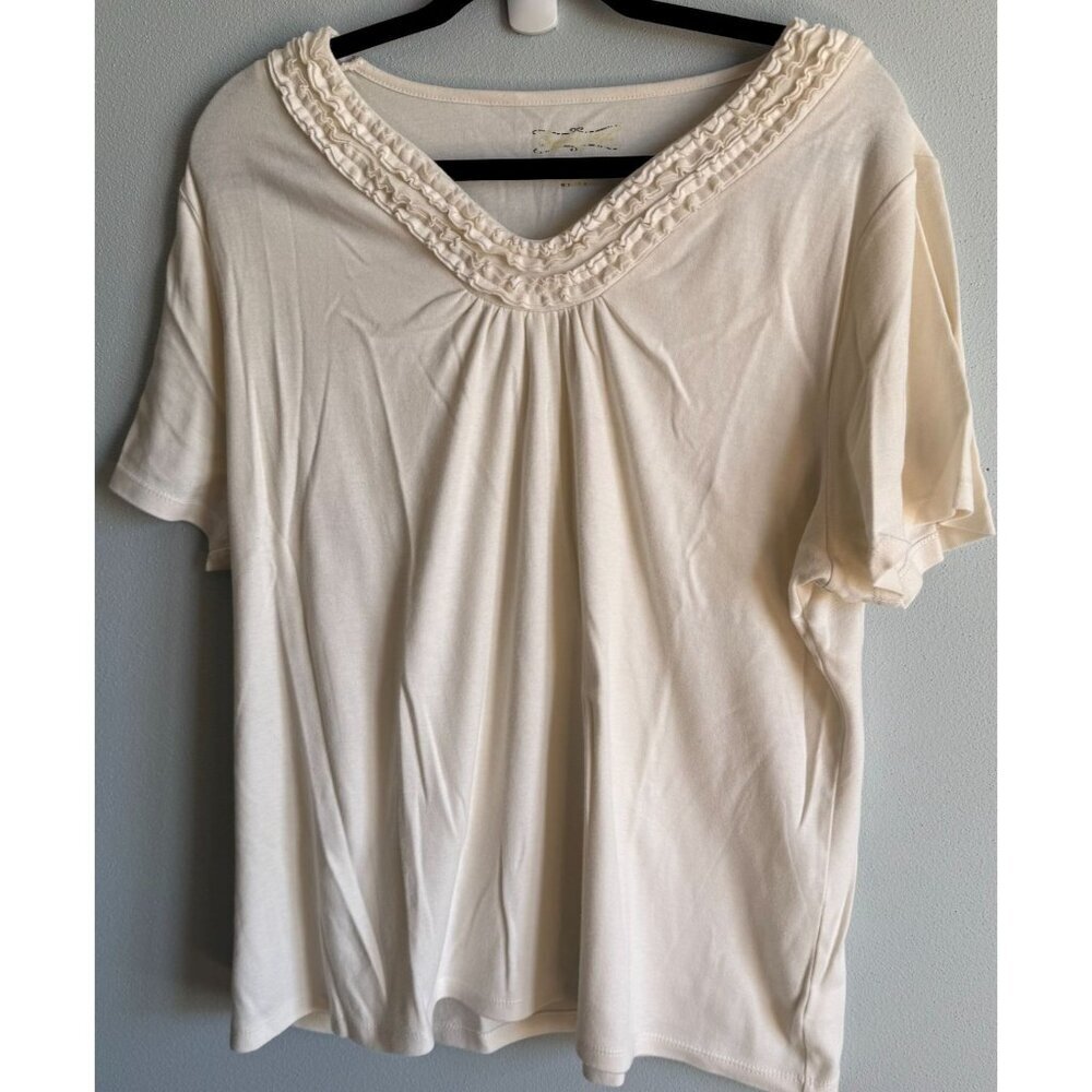 Crystal Kobe Womens Cream Ivory Short Sleeve Ruffle V-Neck Tee 2X Basic Casual - Picture 1 of 9